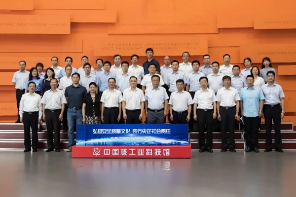 9ed021400c2201f8d33727c76e99bf99 9ed021400c2201f8d33727c76e99bf99